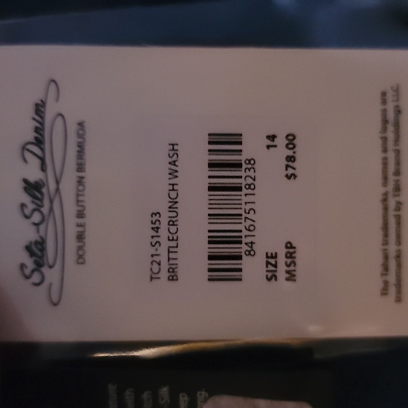 Shorts - Picture 3 of 5